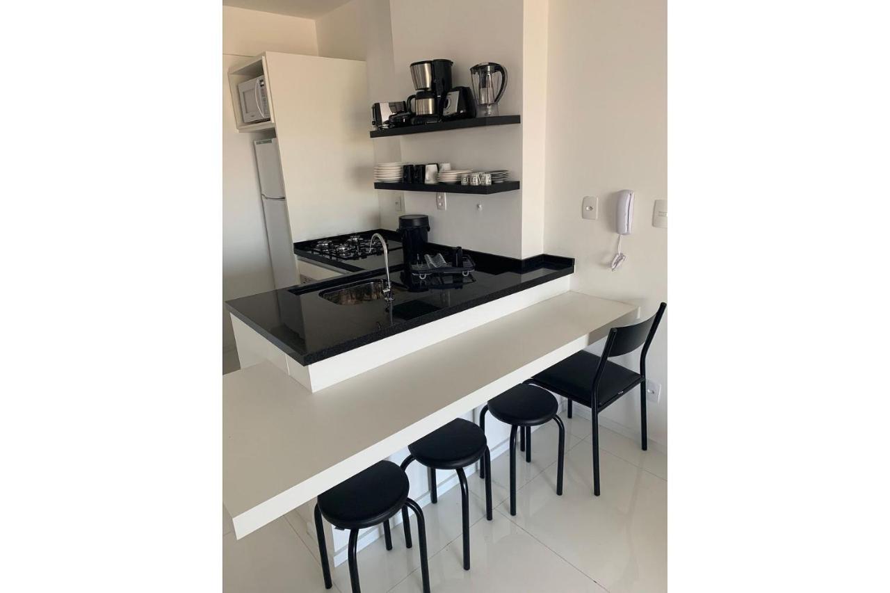 Apartamento Com Vista Do Mar Em Residencial Com Piscina Florianópolis Dış mekan fotoğraf