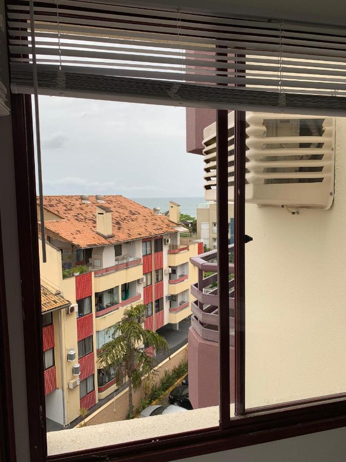 Apartamento Com Vista Do Mar Em Residencial Com Piscina Florianópolis Dış mekan fotoğraf